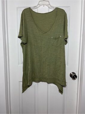 Bay Studio Lot of 2, 1 Olive, 1 Hot Pink V-Neck Short Sleeve Pocket Tees